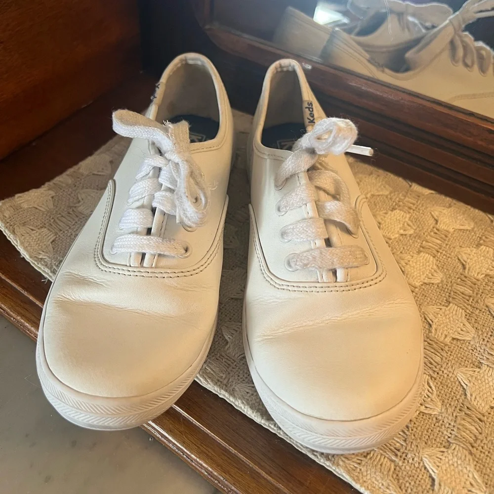 KEDS Classic‎ Champion Leather Casual Low Top Sneakers White Girl's Size 1.5